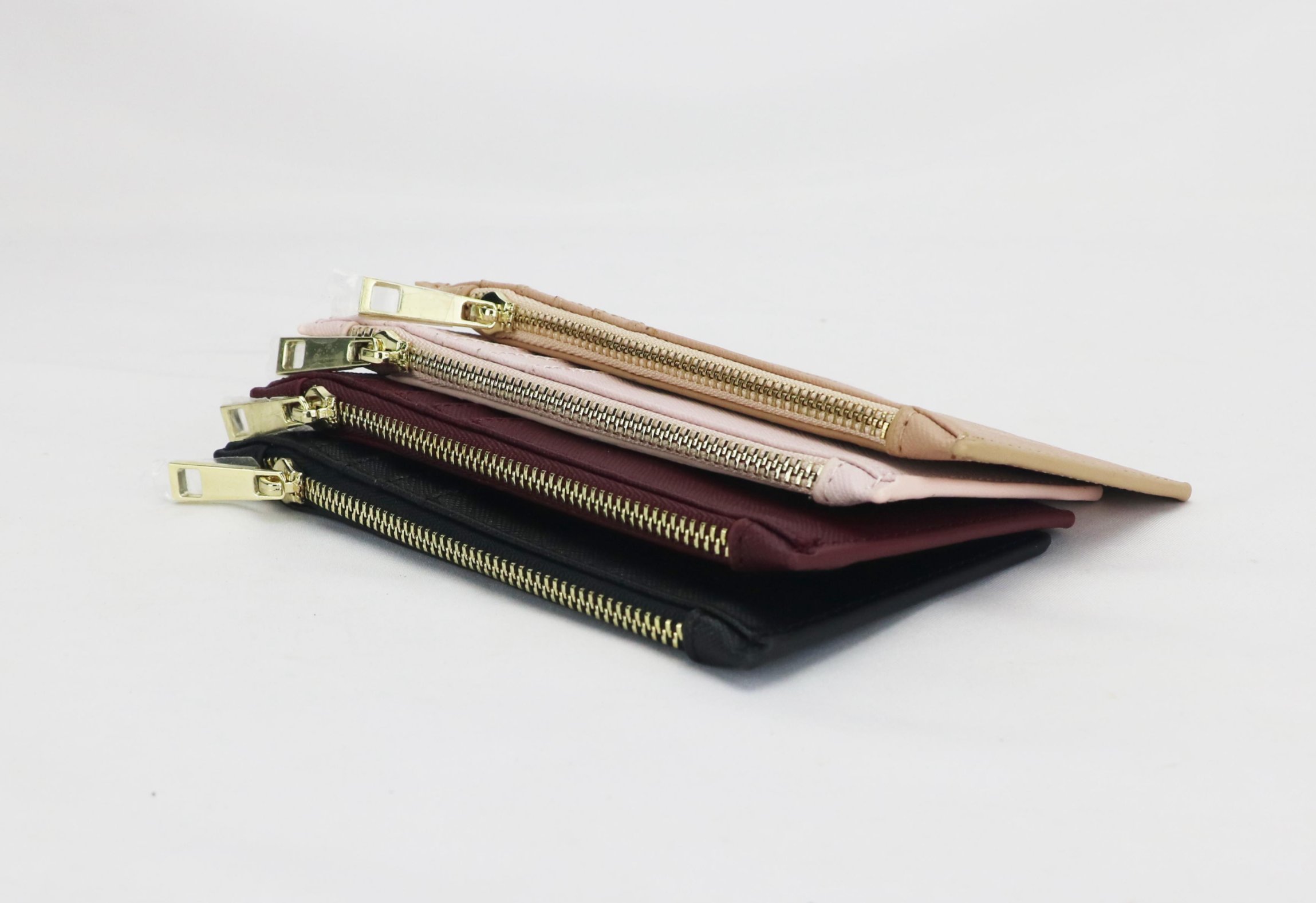6-Slot Card Holder